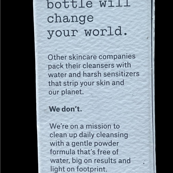 Waterless Clay to Foam Daily Cleanser - Picture 5 of 9